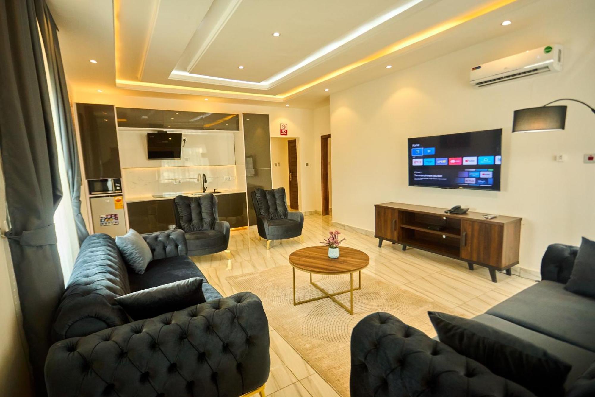 Aiden Homes And Apartments Hotel Koforidua Zewnętrze zdjęcie