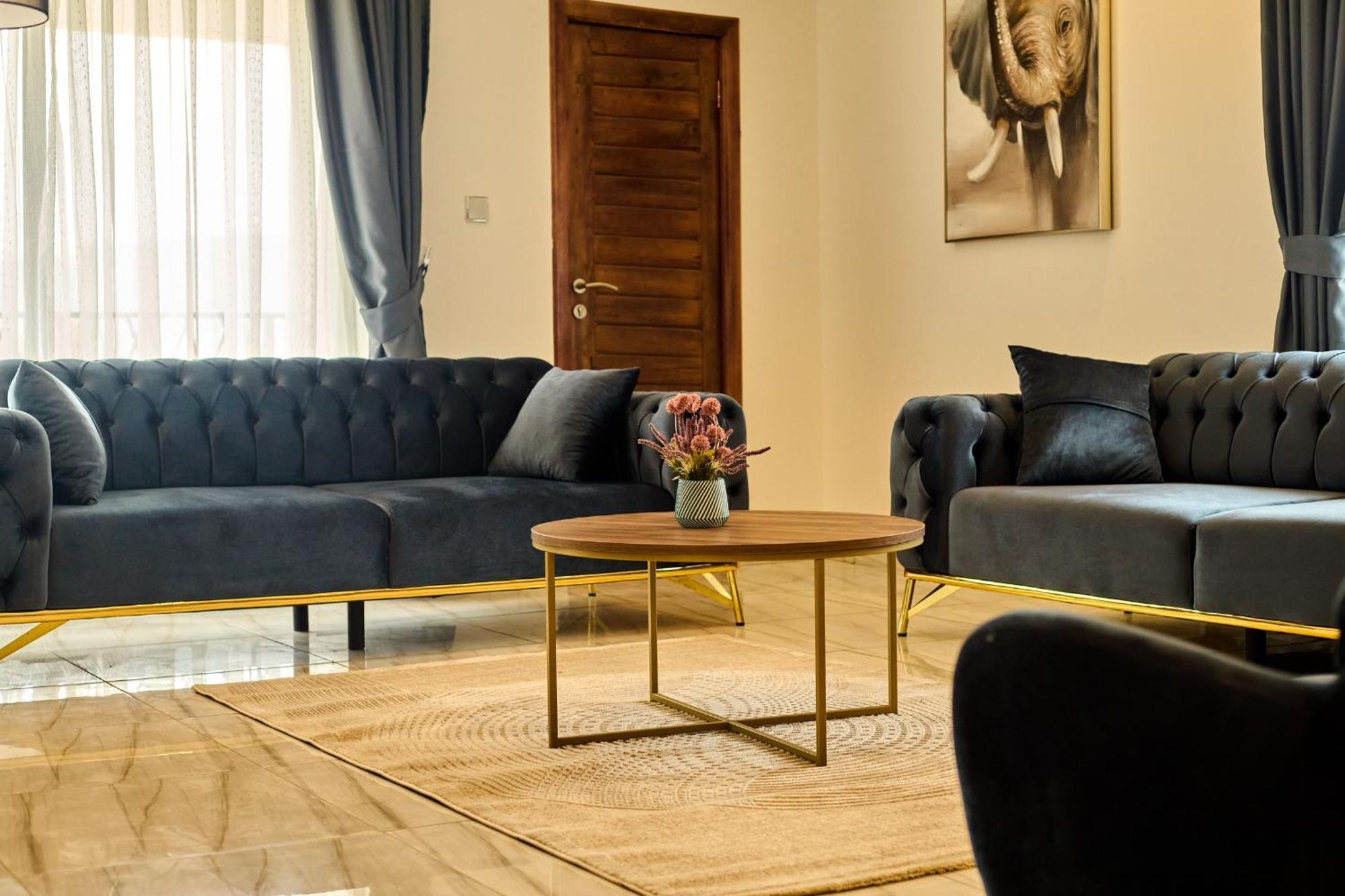 Aiden Homes And Apartments Hotel Koforidua Zewnętrze zdjęcie