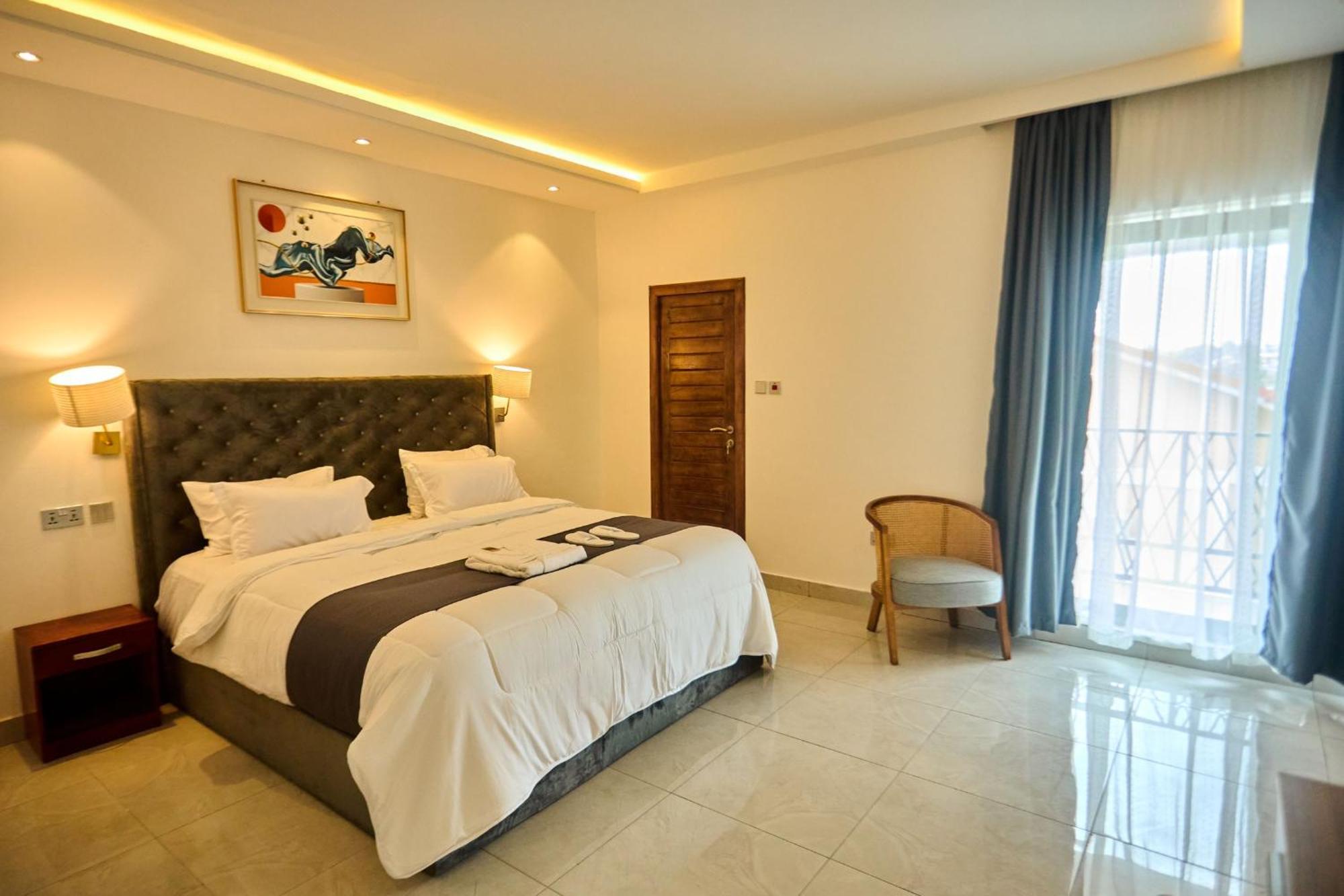 Aiden Homes And Apartments Hotel Koforidua Zewnętrze zdjęcie