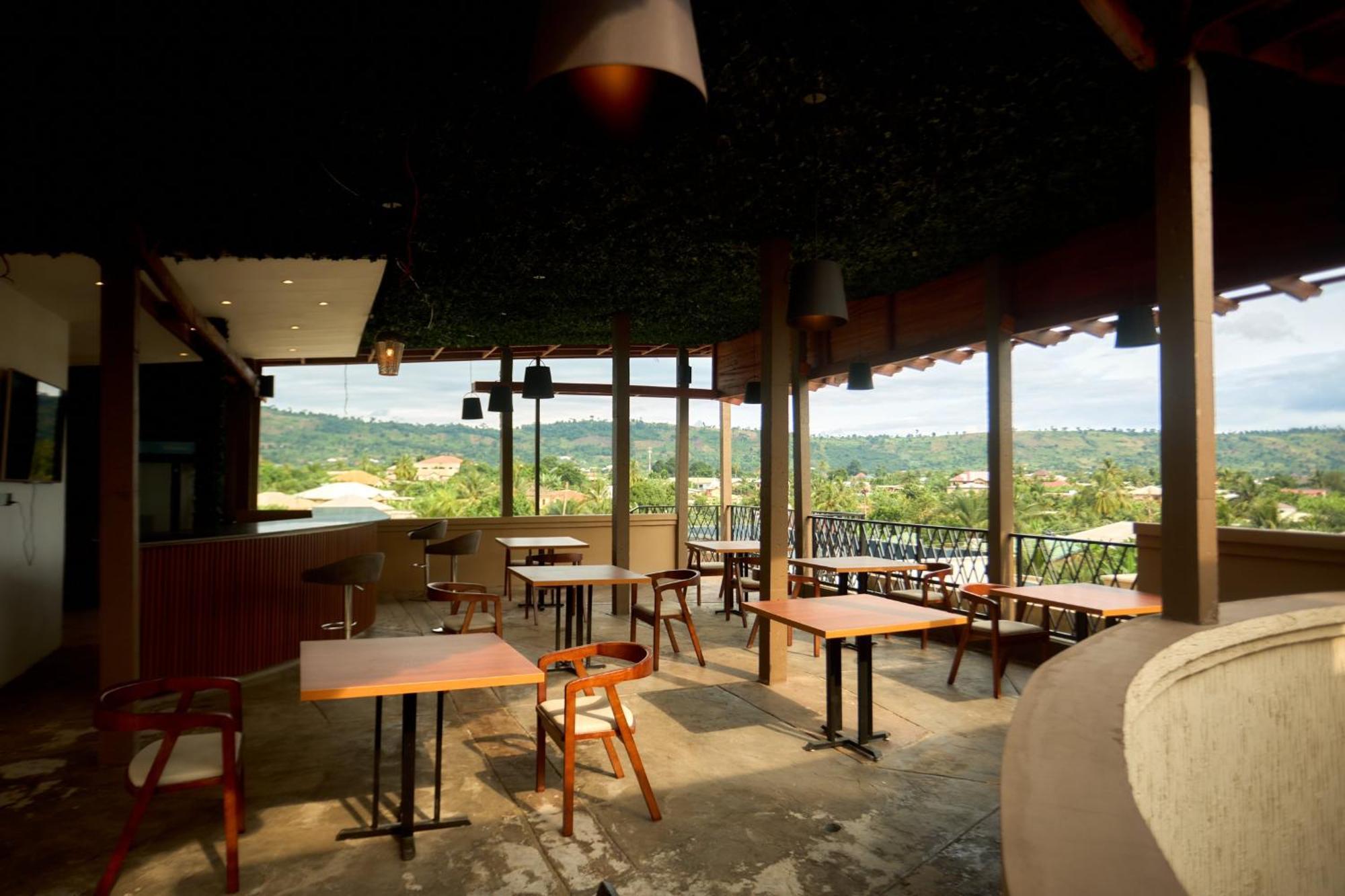 Aiden Homes And Apartments Hotel Koforidua Zewnętrze zdjęcie