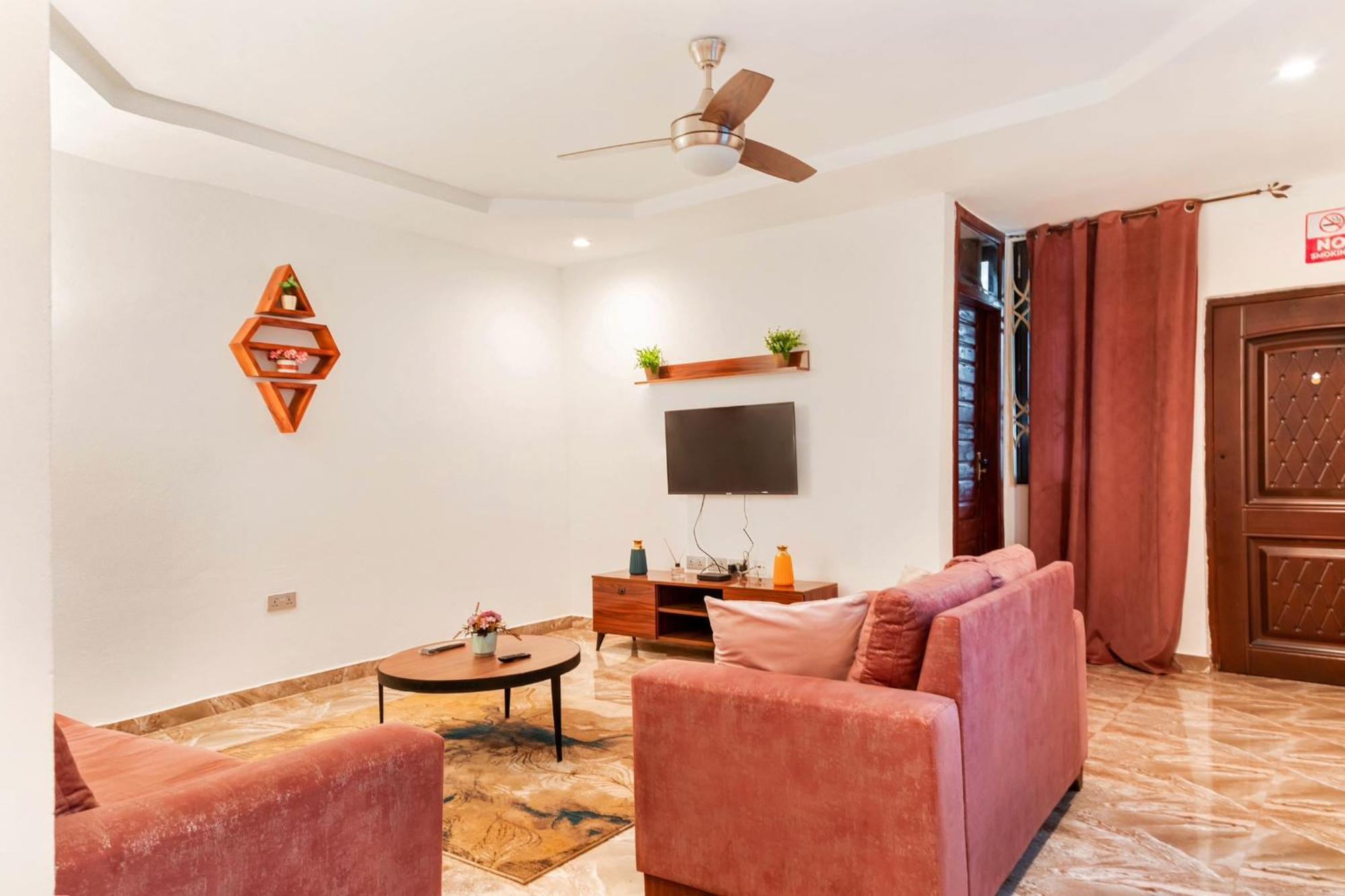 Aiden Homes And Apartments Hotel Koforidua Zewnętrze zdjęcie