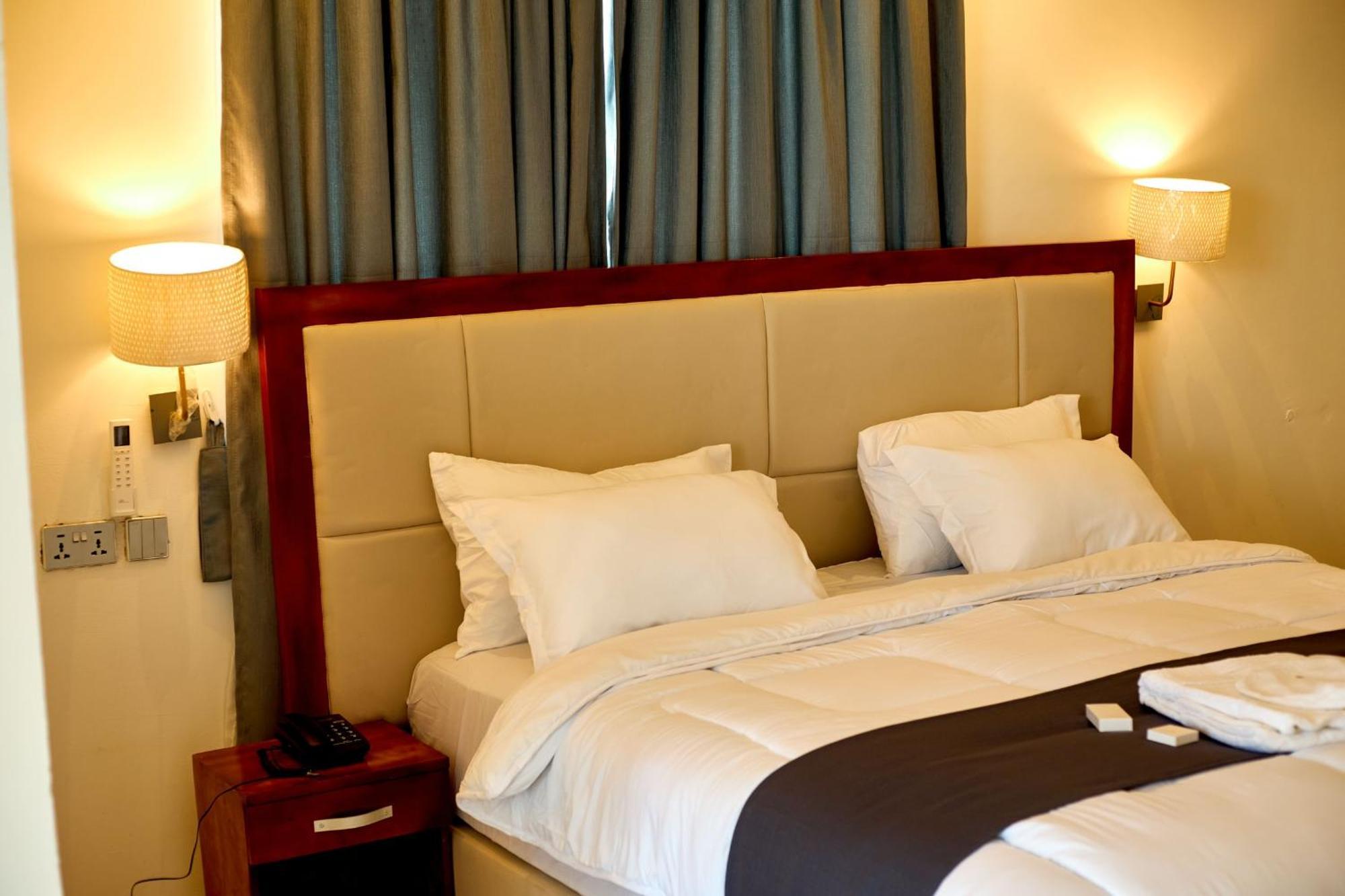 Aiden Homes And Apartments Hotel Koforidua Zewnętrze zdjęcie