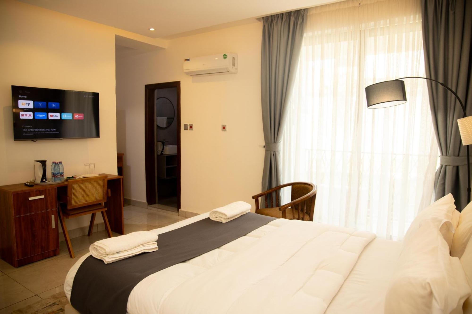 Aiden Homes And Apartments Hotel Koforidua Zewnętrze zdjęcie