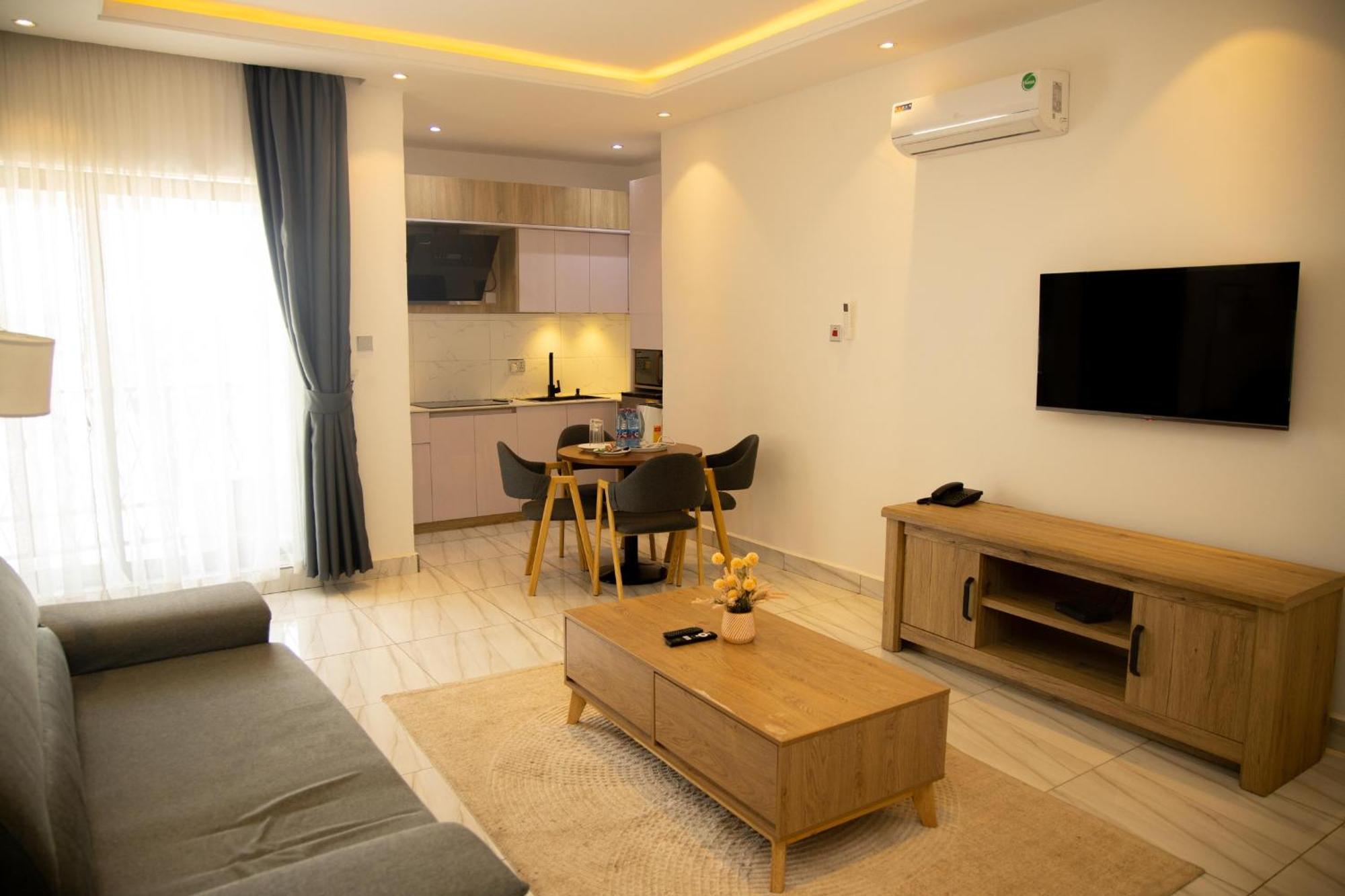 Aiden Homes And Apartments Hotel Koforidua Zewnętrze zdjęcie