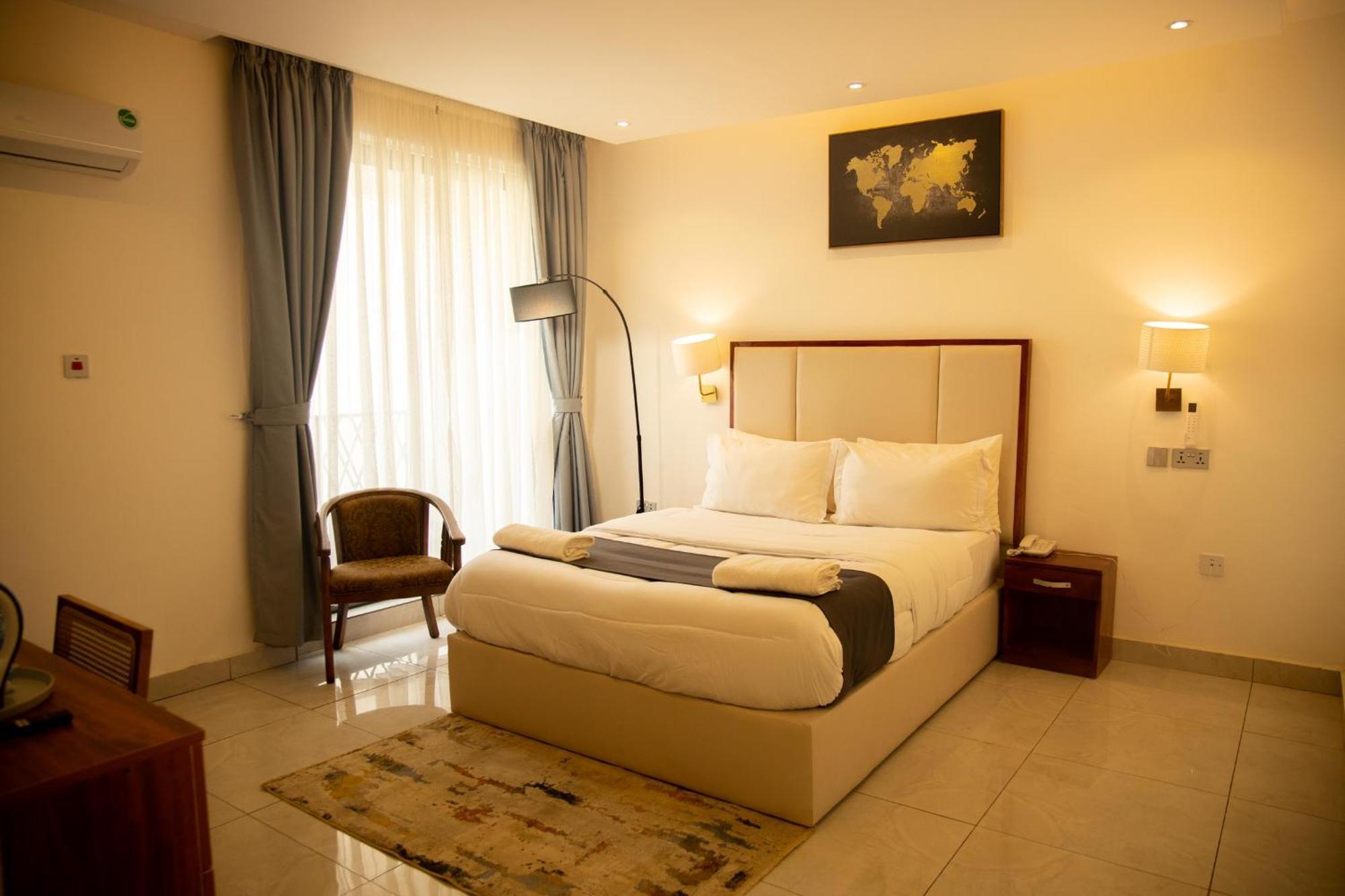 Aiden Homes And Apartments Hotel Koforidua Zewnętrze zdjęcie