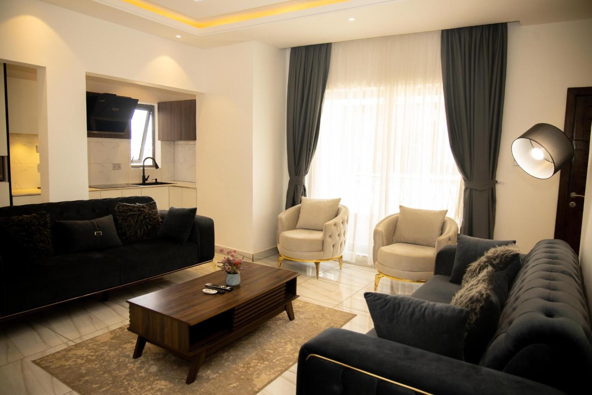 Aiden Homes And Apartments Hotel Koforidua Zewnętrze zdjęcie